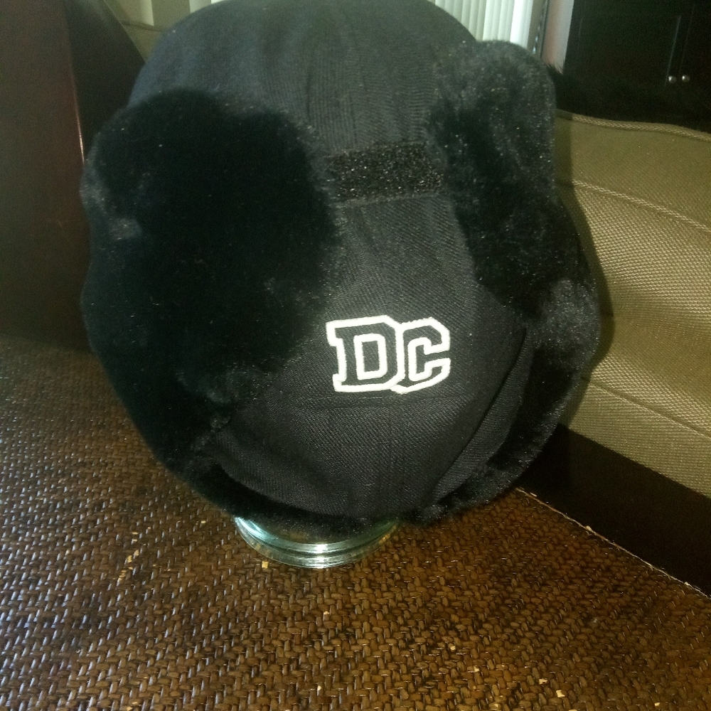 Hat - Picture 4 of 5